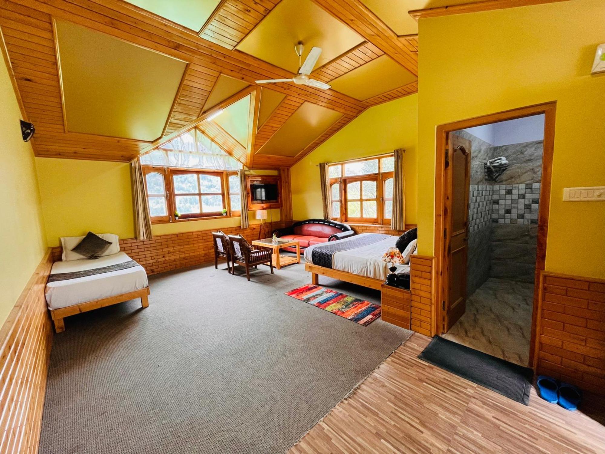 Hotel Hollywood Vibes #Riverview #Premium Rooms #Prime Location #Most Awarded #Parking #Top Rated #Open Terrace #Lawn #Best Selling Hotel In Manali Экстерьер фото