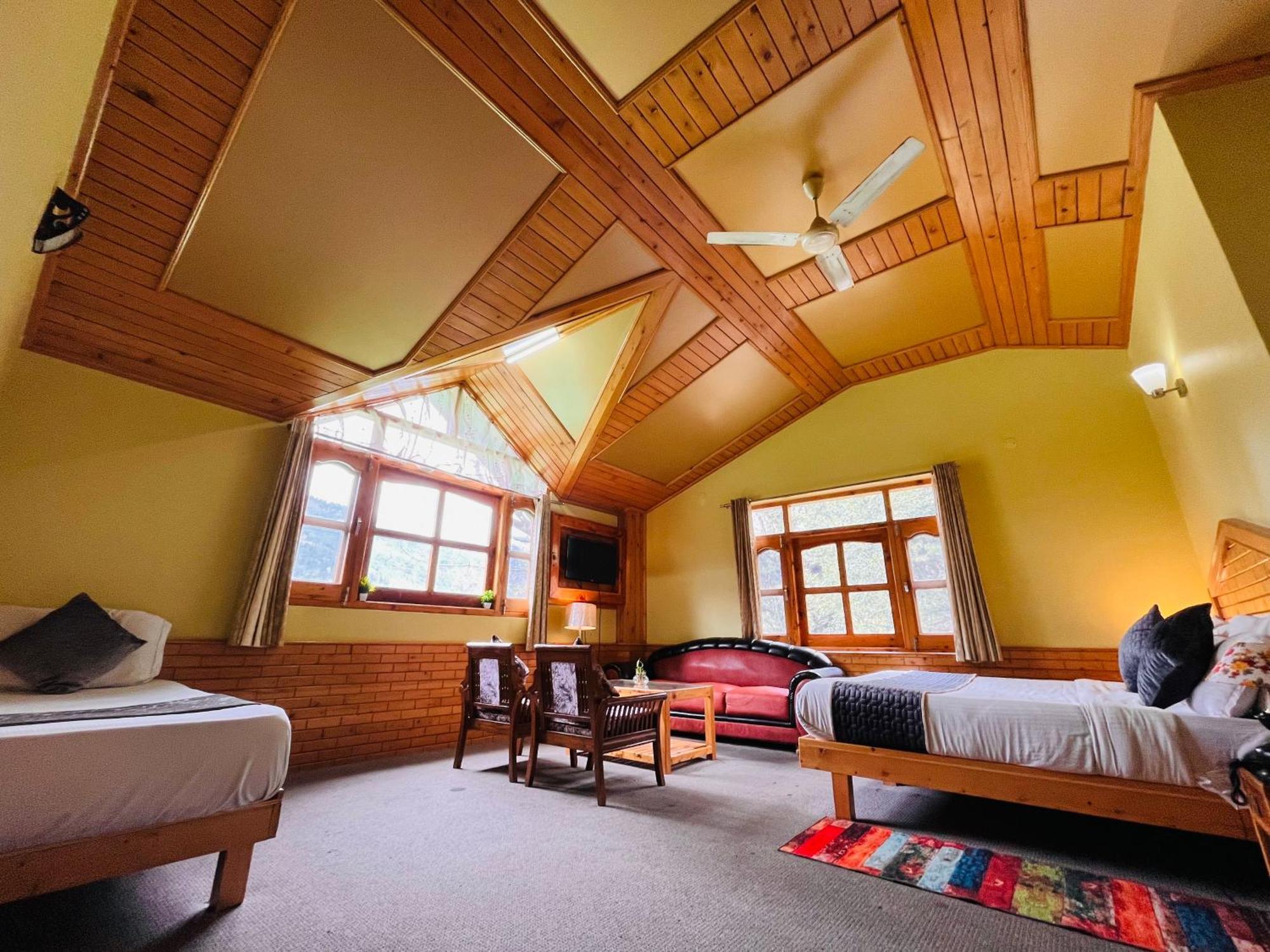 Hotel Hollywood Vibes #Riverview #Premium Rooms #Prime Location #Most Awarded #Parking #Top Rated #Open Terrace #Lawn #Best Selling Hotel In Manali Экстерьер фото