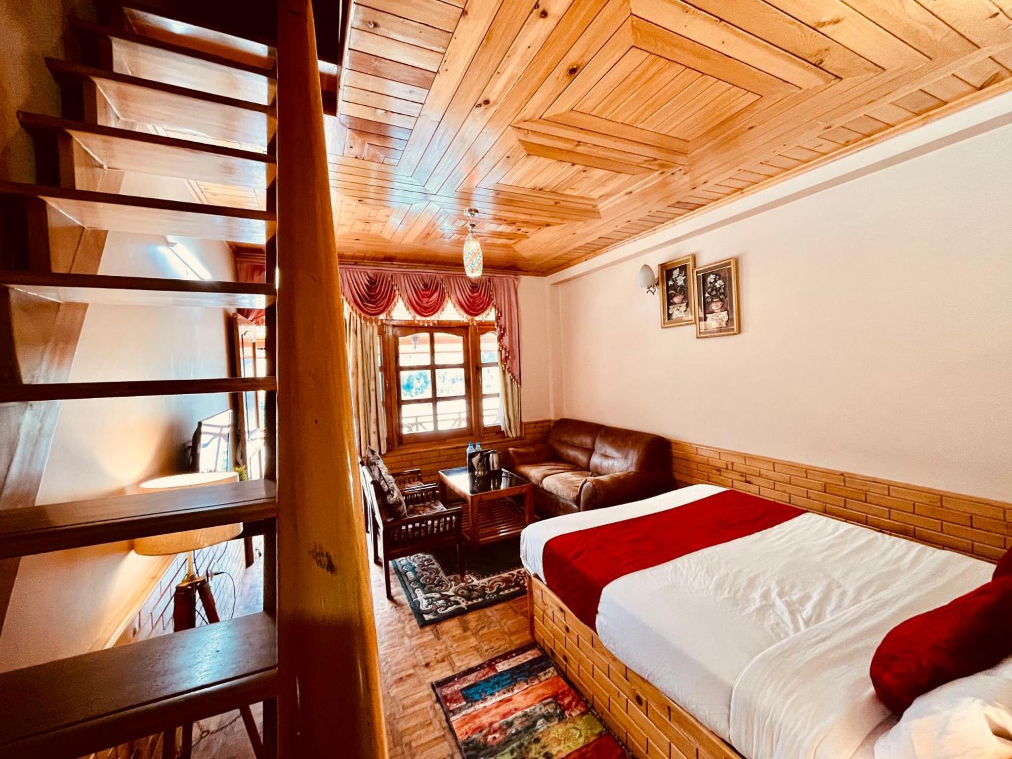 Hotel Hollywood Vibes #Riverview #Premium Rooms #Prime Location #Most Awarded #Parking #Top Rated #Open Terrace #Lawn #Best Selling Hotel In Manali Экстерьер фото