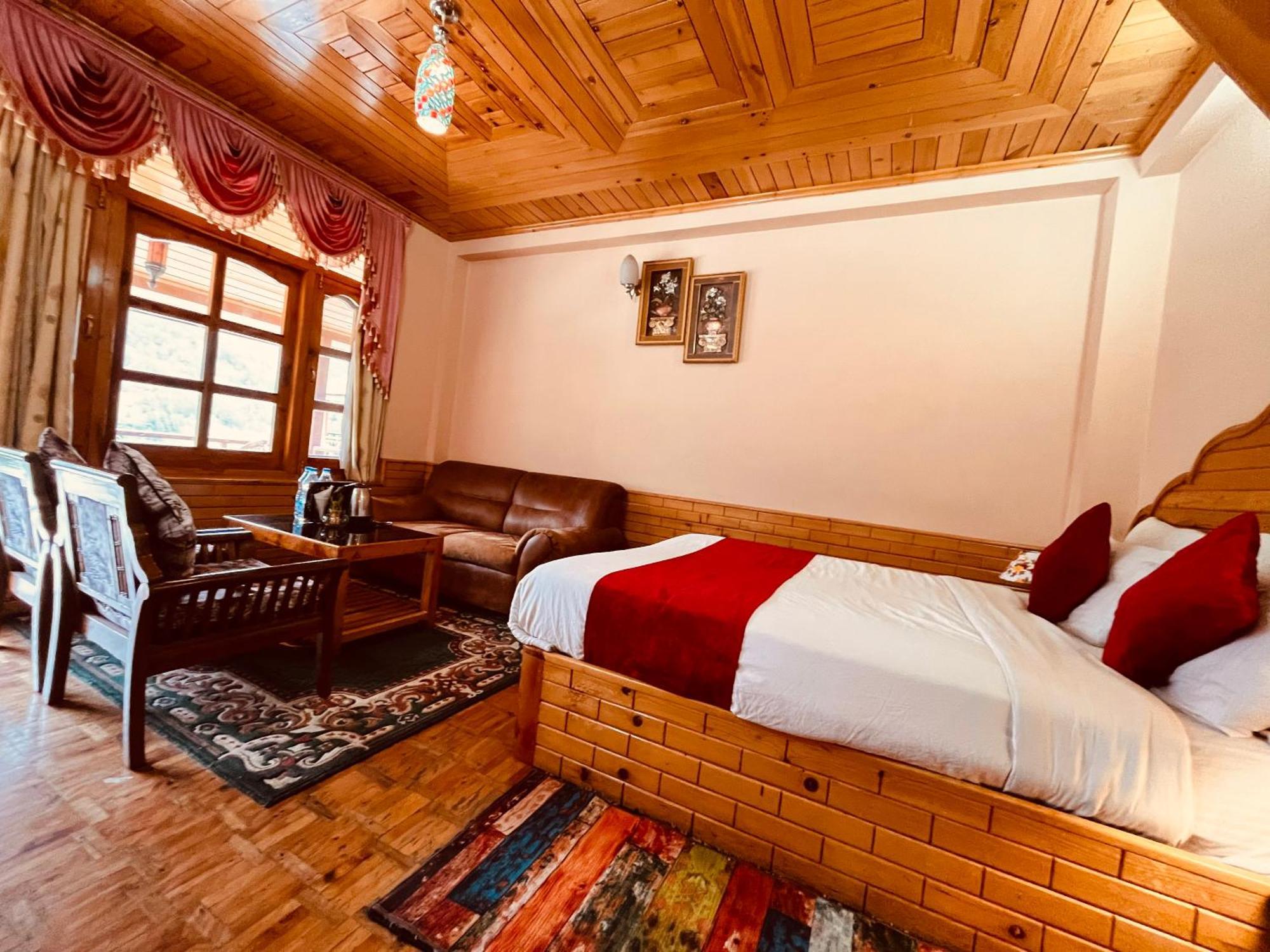 Hotel Hollywood Vibes #Riverview #Premium Rooms #Prime Location #Most Awarded #Parking #Top Rated #Open Terrace #Lawn #Best Selling Hotel In Manali Экстерьер фото