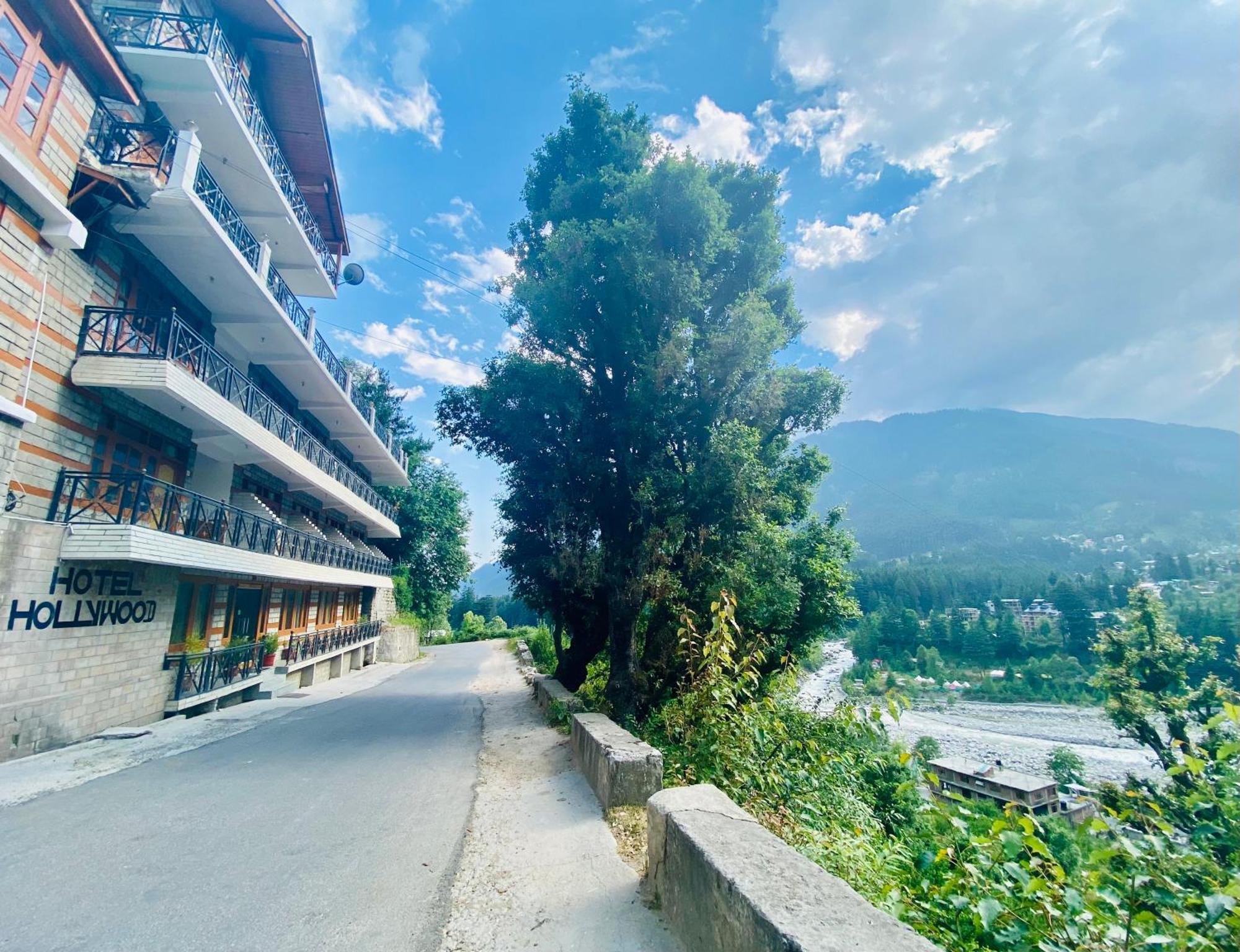 Hotel Hollywood Vibes #Riverview #Premium Rooms #Prime Location #Most Awarded #Parking #Top Rated #Open Terrace #Lawn #Best Selling Hotel In Manali Экстерьер фото