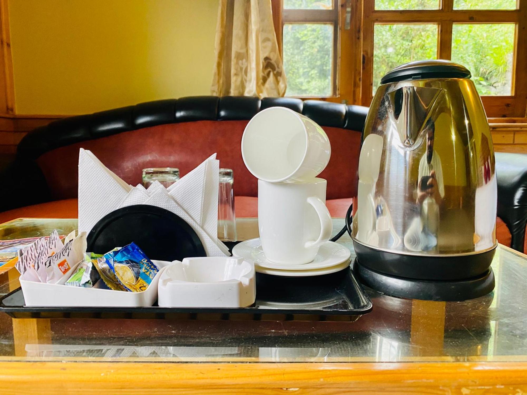 Hotel Hollywood Vibes #Riverview #Premium Rooms #Prime Location #Most Awarded #Parking #Top Rated #Open Terrace #Lawn #Best Selling Hotel In Manali Экстерьер фото